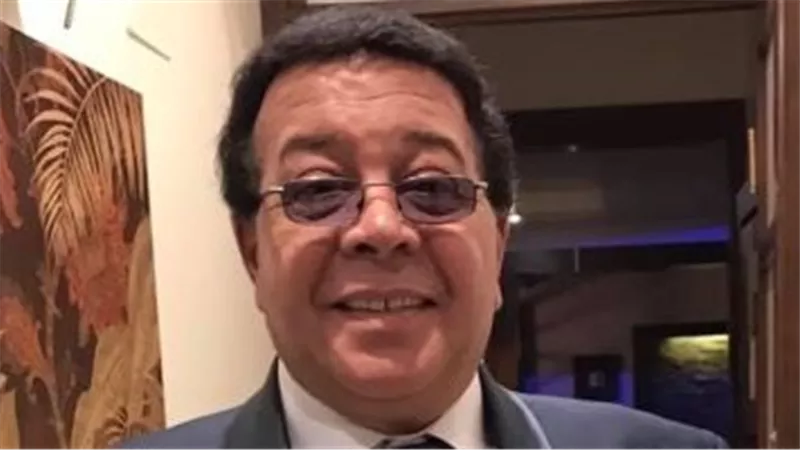 سر تصدر الفنان 