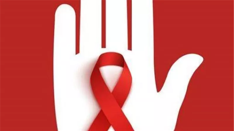 في اليوم العالمي للإيدز.. ما هو فيروس نقص المناعة البشرية وأعراضه؟