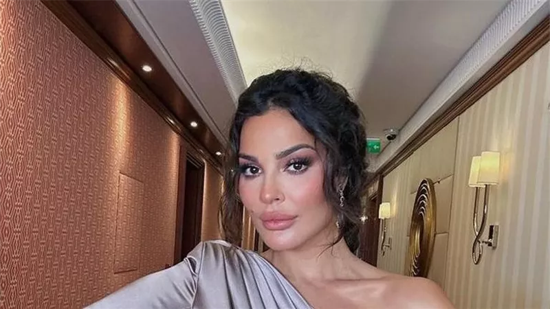 ظهور نادين نجيم فعاليات الدورة الثانية من مهرجان البحر الأحمر السينمائي بجدة يشعل مواقع التواصل (صور)