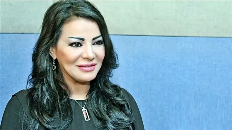 المطربة المغربية ليلى غفران تمثل أمام المحكمة الاقتصادية بالعاصمة المصرية القاهرة (الأسباب)