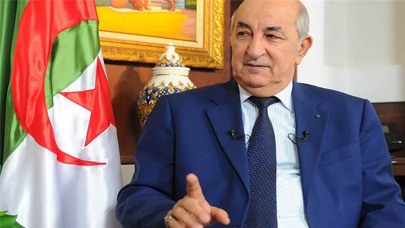 الرئيس الجزائري يؤكد أن بلاده حققت بناء المؤسسات، وإرساء دولة الحقِ والقانون