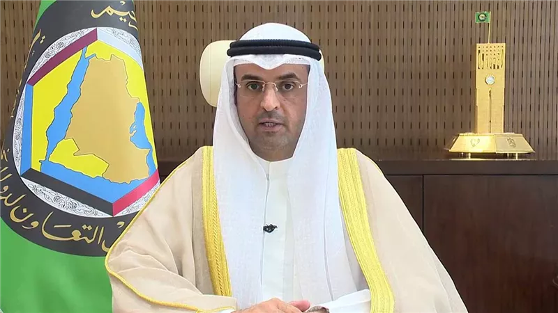 بعد 3 أعوام.. إعفاء الحجرف من أمانة مجلس التعاون