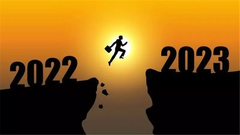 صور تهنئة العام الجديد.. بابا نويل وشجرة الكريسماس