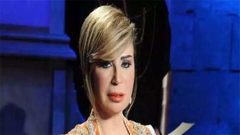  المخرجة المصرية إيناس الدغيدي تفجر مفاجأة لأول مرة (فيديو)