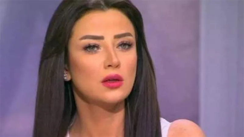  رضوى الشربيني تدافع عن الفنانة المصرية غادة عبدالرازق بعد إعلانها انفصالها من زوجها السابق