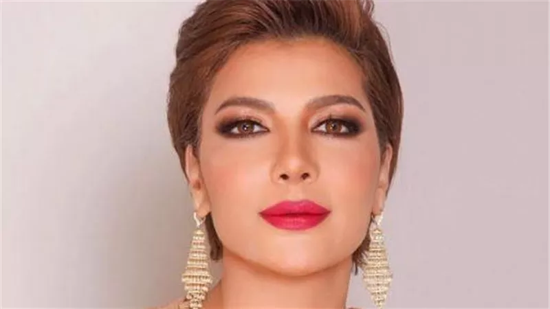  المطربة السورية أصالة نصري تروج لبرنامج 