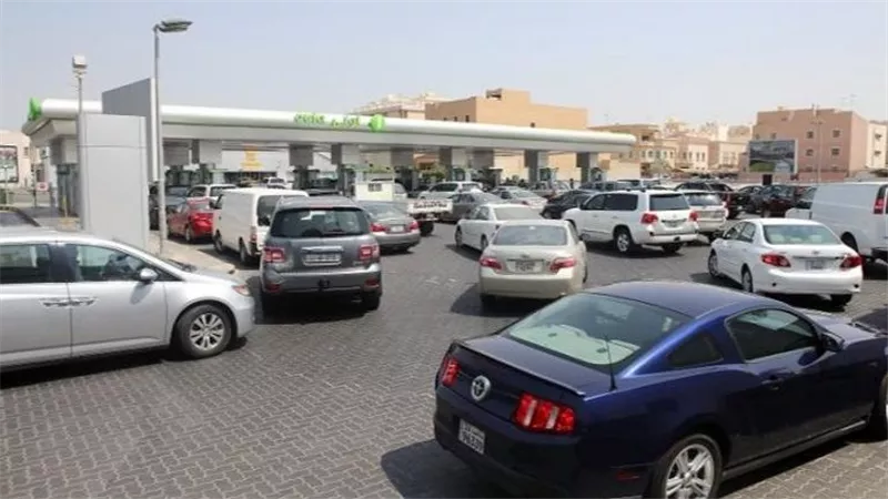 بشرى سارة للكويتيين.. انخفاض أسعار الوقود اعتبارًا من يناير المقبل