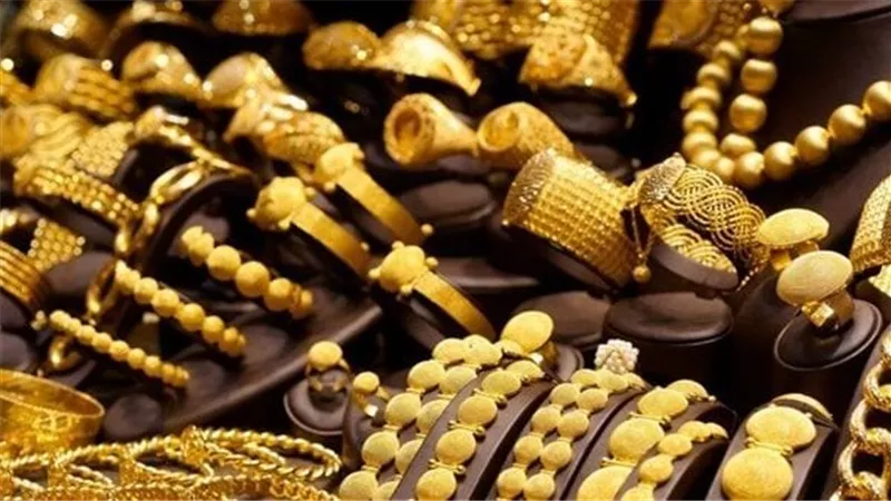 الانخفاض يسيطر على أسعار الذهب في مصر اليوم الأحد
