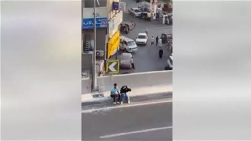 بعد بيان النيابة العامة المصرية.. ماذا ينتظر مصور فيديو الفعل الفاضح على الكوبري؟