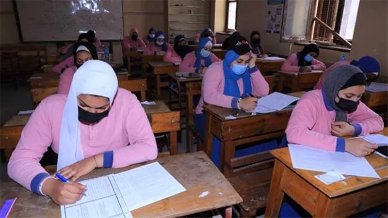 جدول امتحانات الصف الأول والثاني الثانوي العام لطلاب محافظة الجيزة