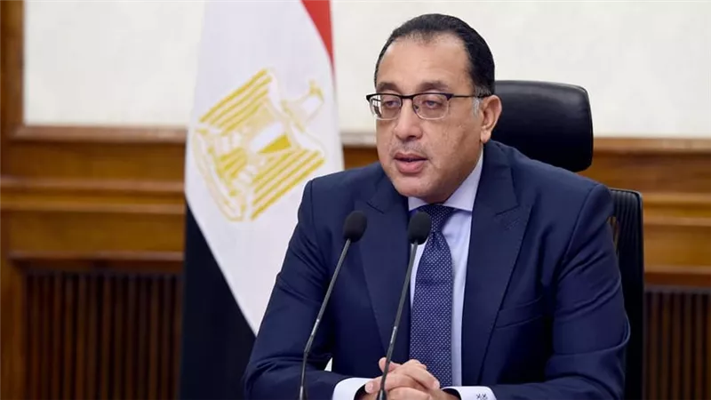 رئيس الوزراء المصري يعقد جلسة مباحثات مع نظيره الصومالي