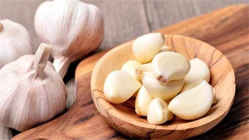 8 فوائد صحية تجعلك تتناول الثوم بشكل يومي