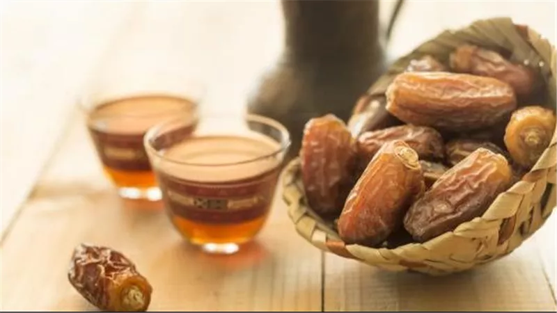 طريقة عمل قهوة عربية سريعة التحضير بنكهة الحبهان