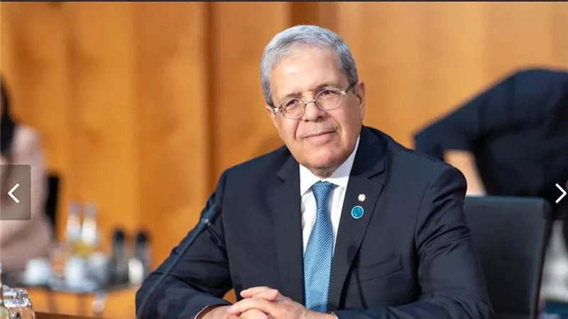 وزير الخارجية التونسي يتلقَّى اتصالًا من نظيره الإيطالي