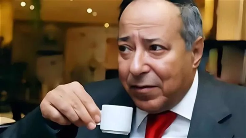  الفنان المصري صلاح السعدني يتصدر التريند.. ماذا قالت أسرته حول حالته الصحية؟