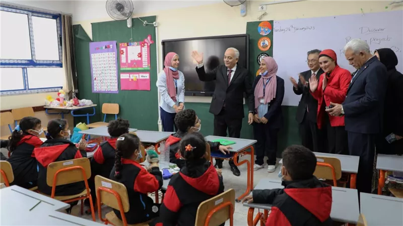 وزير التربية والتعليم والسفير الياباني يتفقدان المدرسة المصرية اليابانية بزهراء مدينة نصر