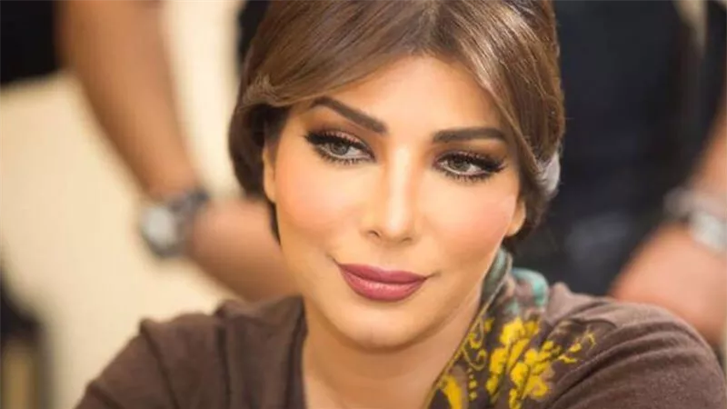  المطربة السورية أصالة تعتذر عن صورة لها في كواليس برنامج 