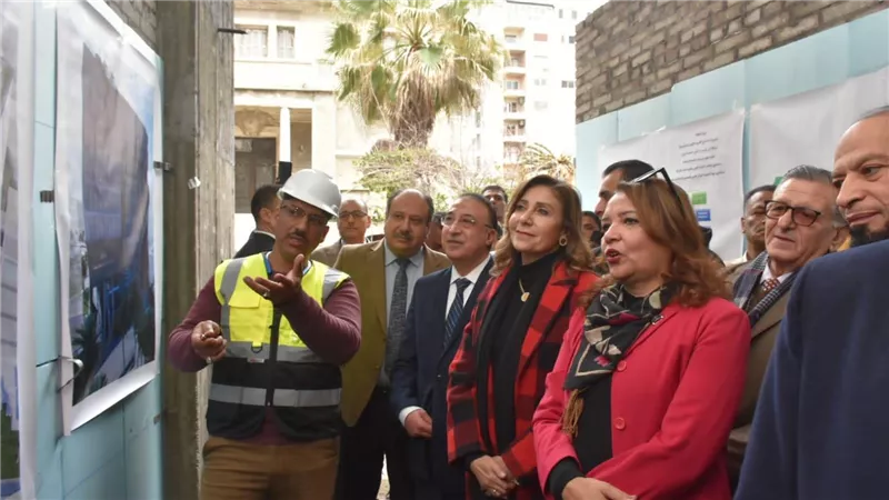 وزيرة الثقافة ومحافظ الإسكندرية يدشنان مشروع إنشاء المبنى الجديد لأكاديمية الفنون بالإسكندرية 
