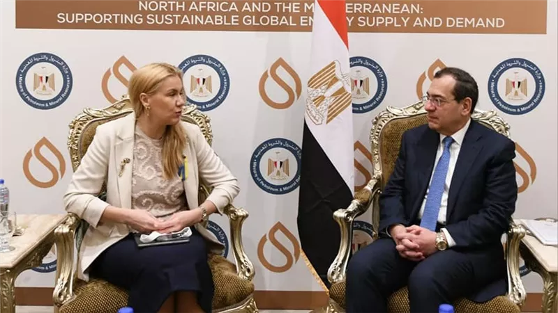 وزير البترول يستقبل مفوضة الطاقة والمناخ بالاتحاد الأوروبي للقاهرة