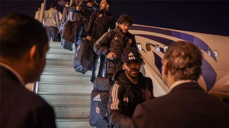 بعثة الأهلي المصري تصل السودان لمواجهة الهلال بدوري أبطال إفريقيا