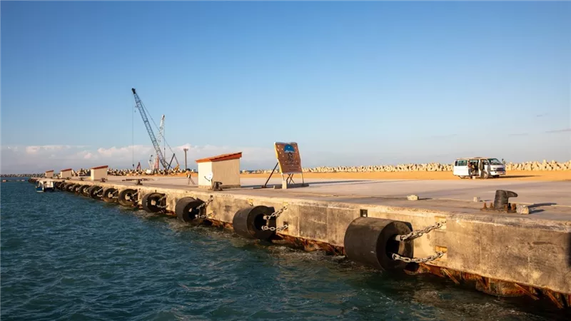 قناة السويس تعلن التشغيل التجريبي للرصيف الجديد بميناء العريش بعد تطويره 